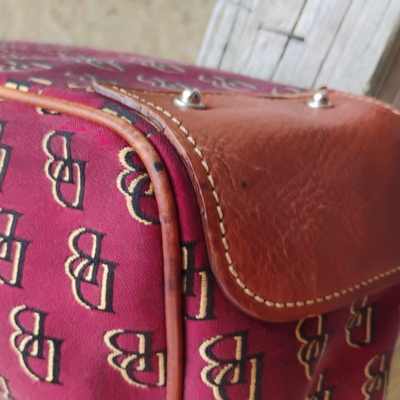 Dooney & Bourke Signature Handler 3 compartment shoulder crossbody bag FREE Ship - Picture 5 of 12